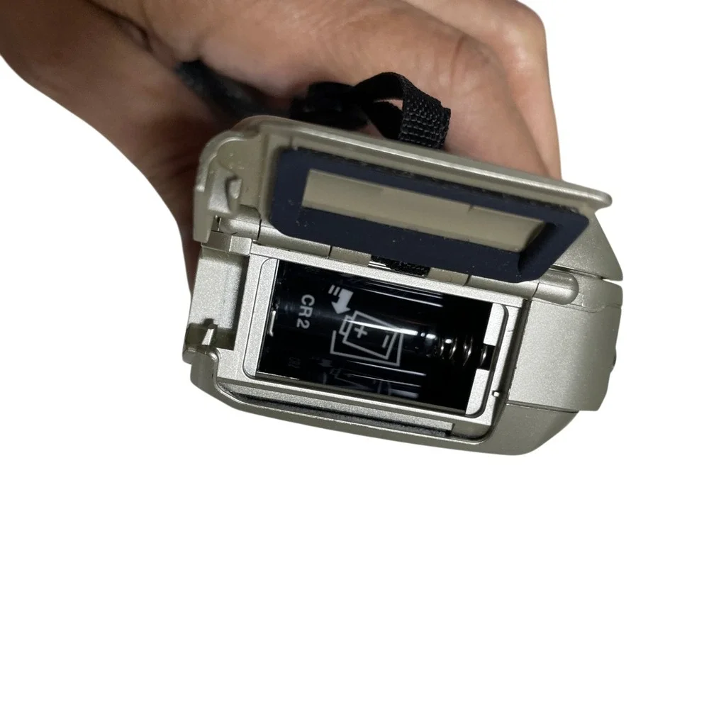 Olympus Stylus Epic Zoom 80 - 35mm Film Point & Shoot Camera Turns On *Works*
